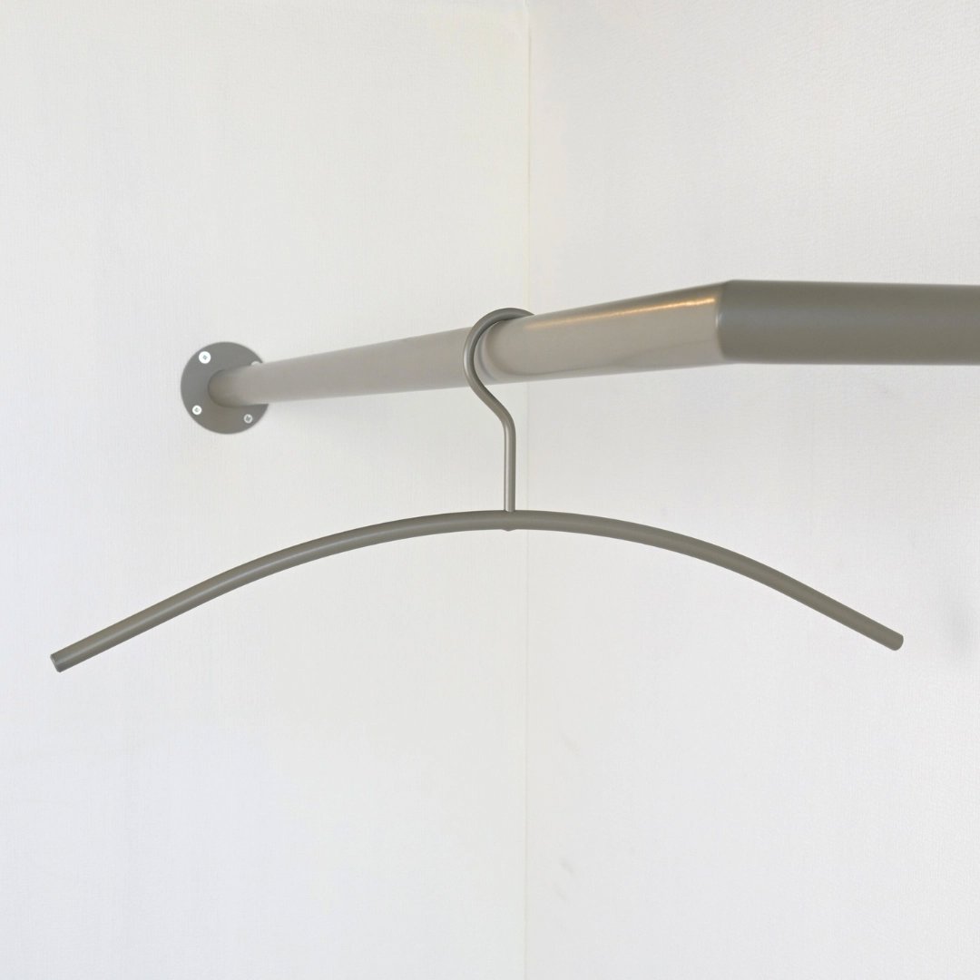 Kleiderstange ecke graubeige