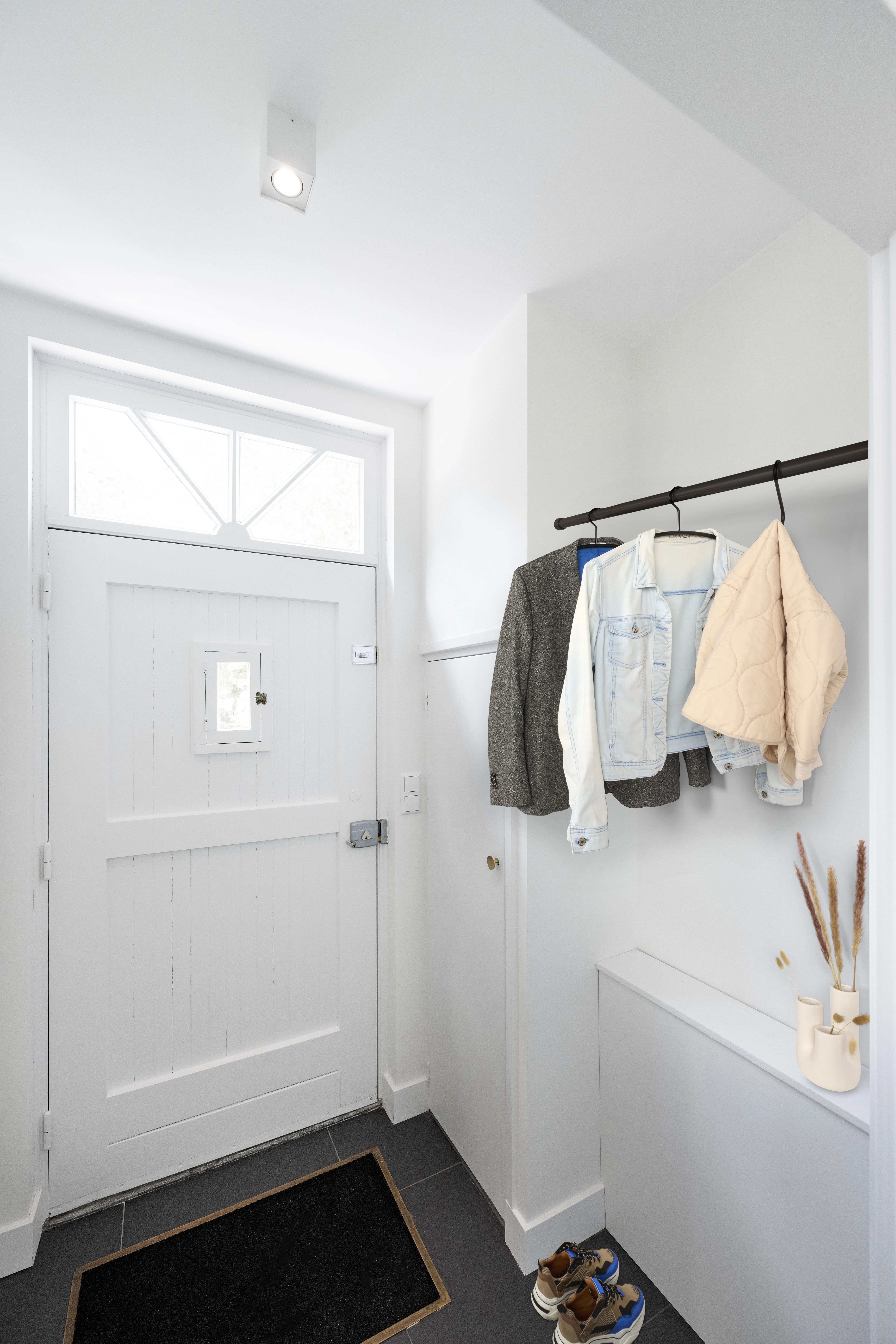 Kleiderstange schwarz Ø25 (blind)