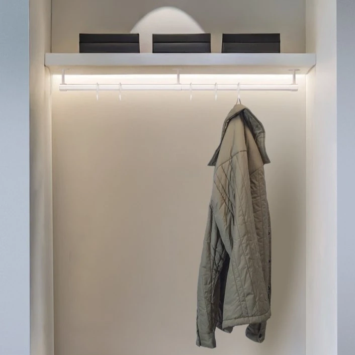 Abstandhalter weiß Ø25mm (geschlossen) L=130mm