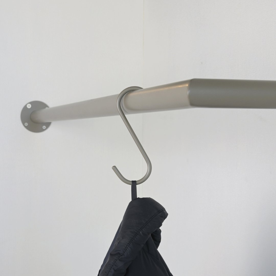 Kleiderstange Eck graubeige Ø32