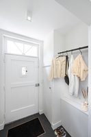 Schwarze Kleiderstange oval 30x15